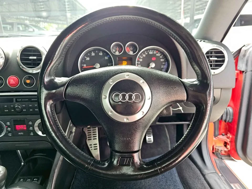 2001 Audi TT Mk1 2