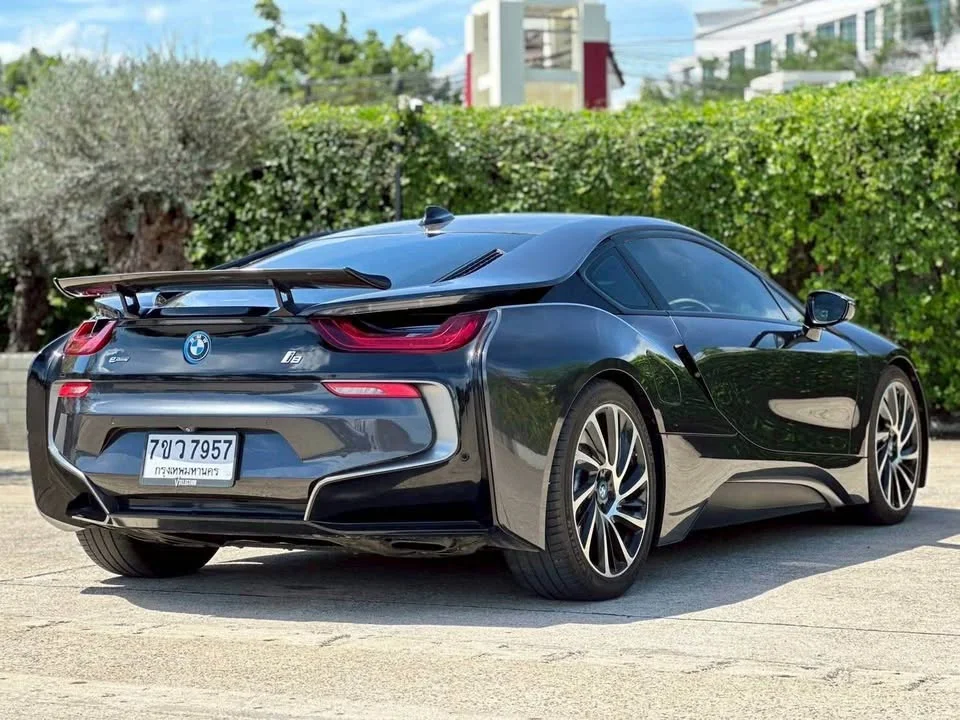 2014 BMW i8 I12, I15 2