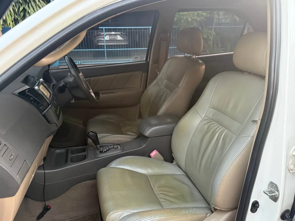 2013 Toyota Fortuner I 3