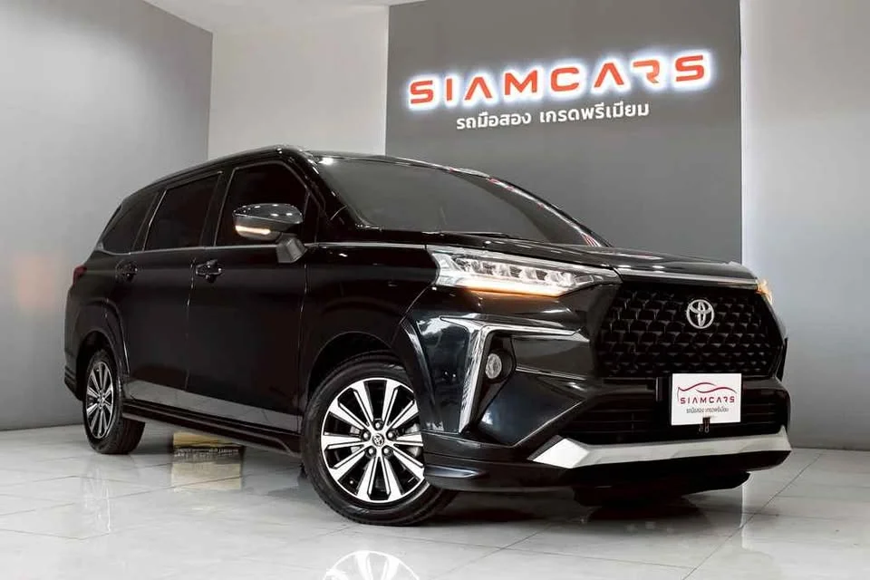 2023 Toyota Veloz III 2