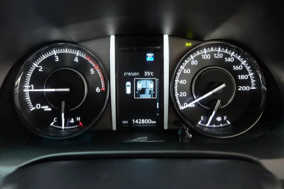 2022 Toyota Fortuner II 3
