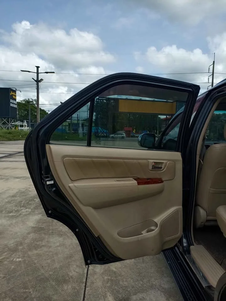 2005 Toyota Fortuner I 2