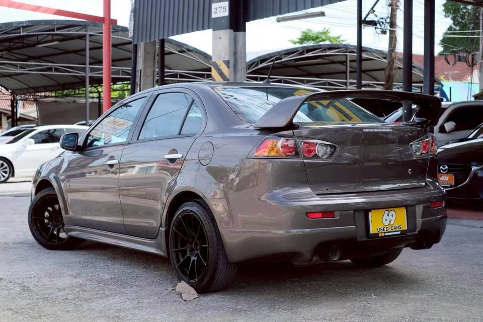 2011 Mitsubishi Lancer IX 2