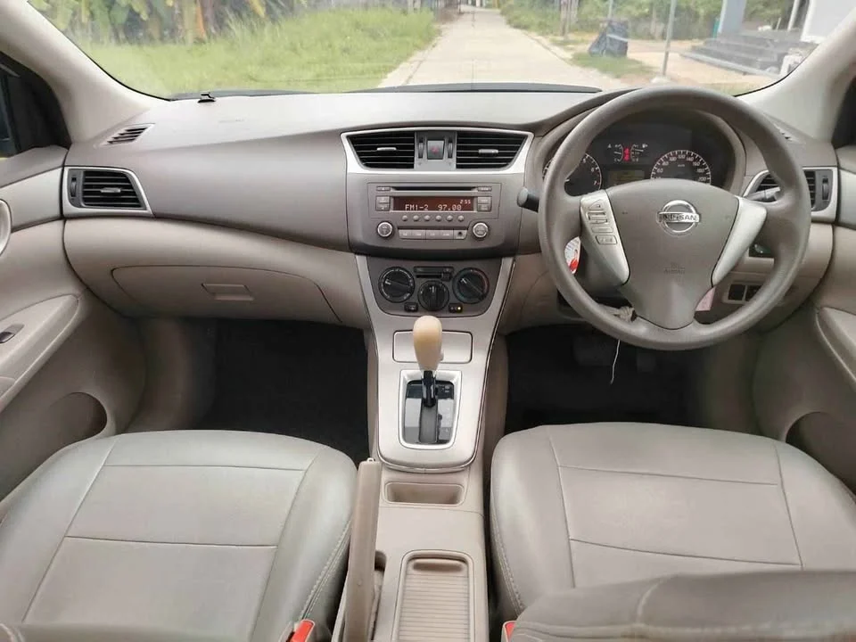 2013 Nissan Sylphy III (B17) 2