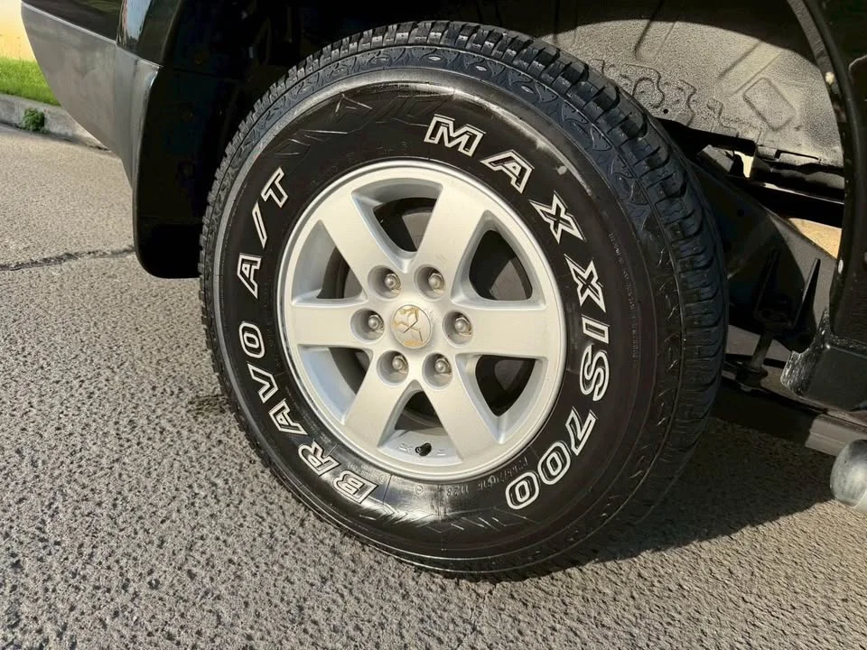 2009 Mitsubishi Pajero Sport II 2