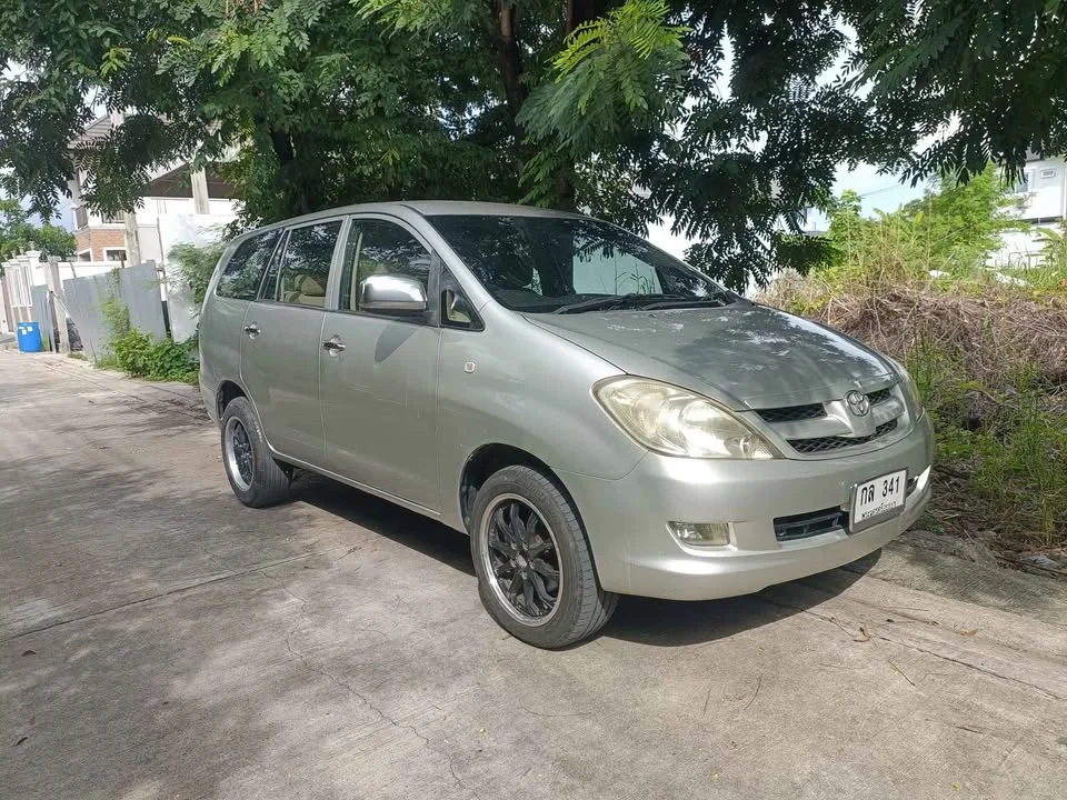 2006 Toyota Innova I 3