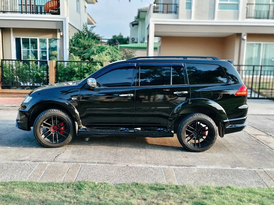 2012 Mitsubishi Pajero Sport II 3