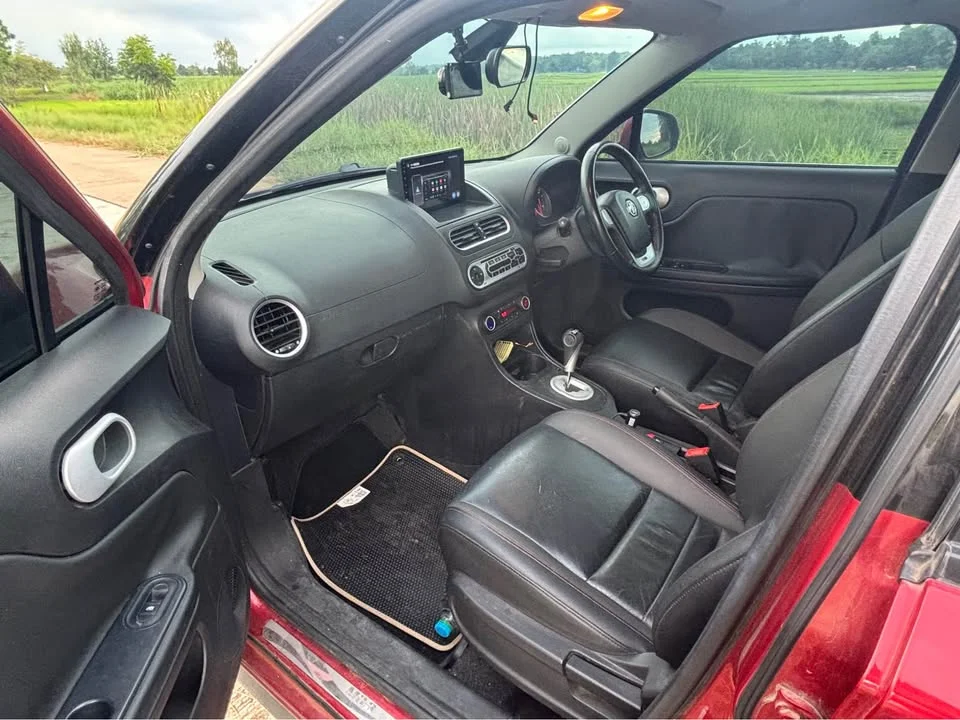 2017 MG 3 II 3