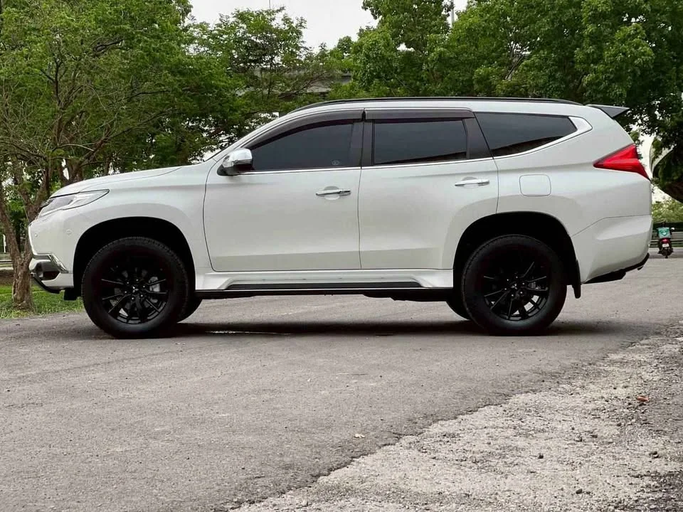 2019 Mitsubishi Pajero Sport III 3