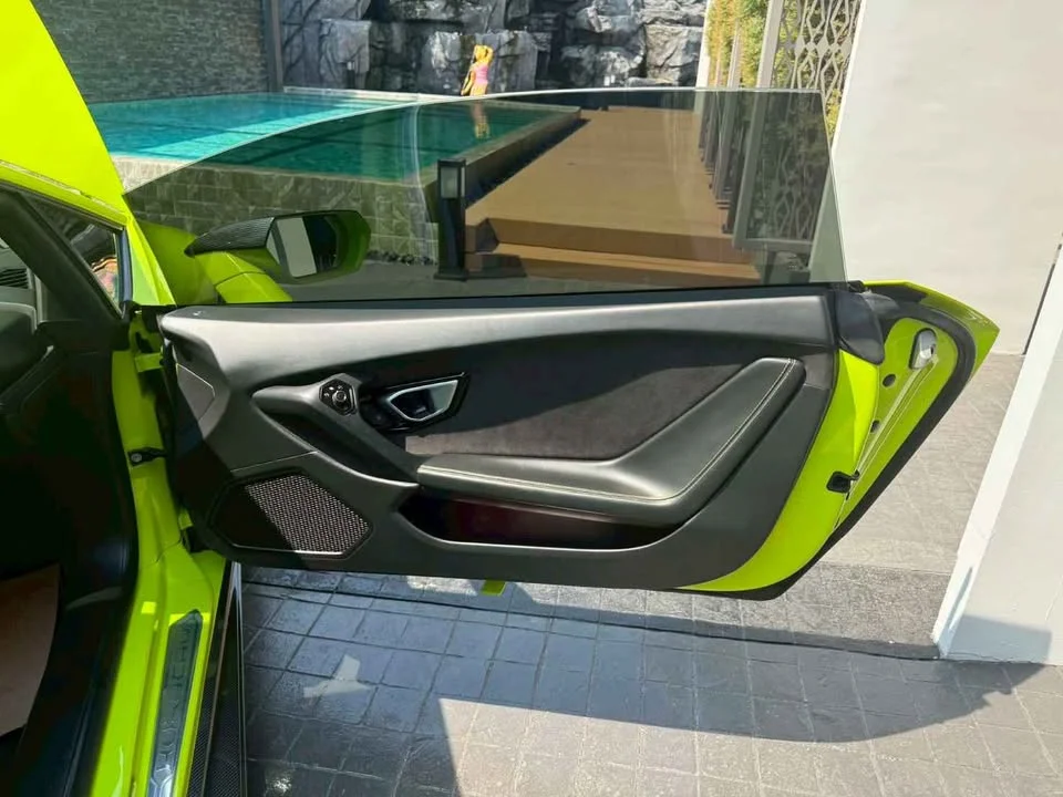 2020 Lamborghini Huracan 2