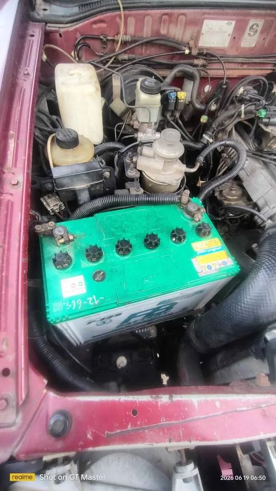 2000 Mazda 2500 Fighter V 3