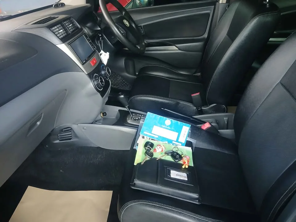 2014 Toyota Avanza II 2