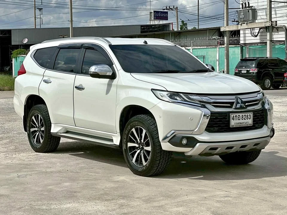2016 Mitsubishi Pajero Sport III 3