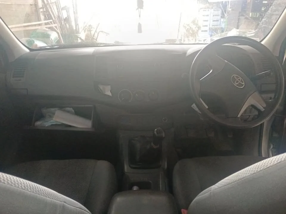 2014 Toyota Hilux VII 2