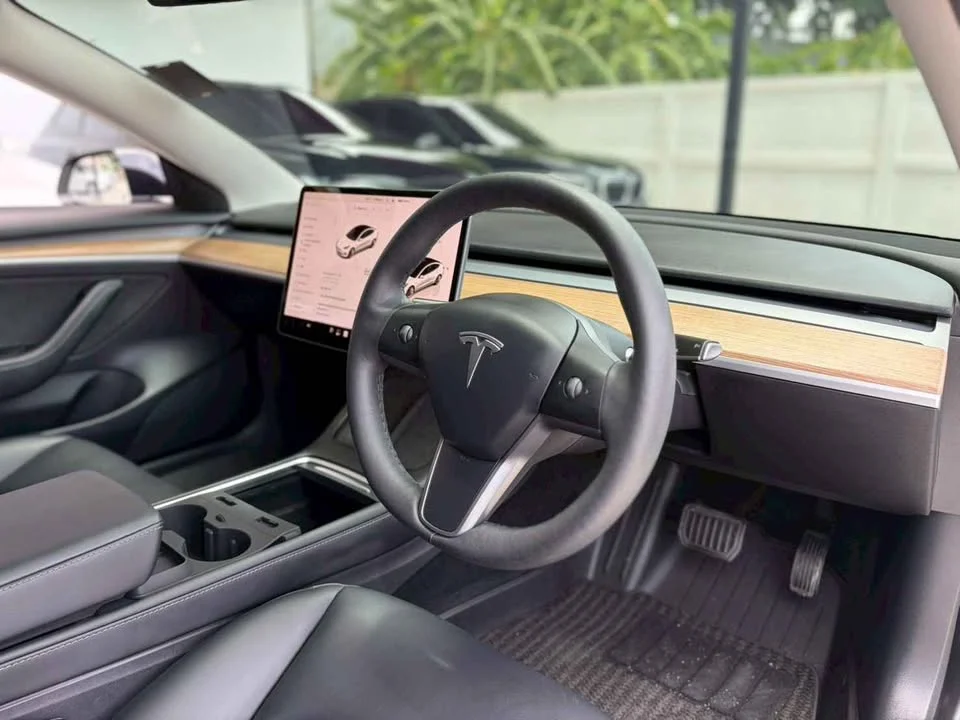 2022 Tesla Model 3 3