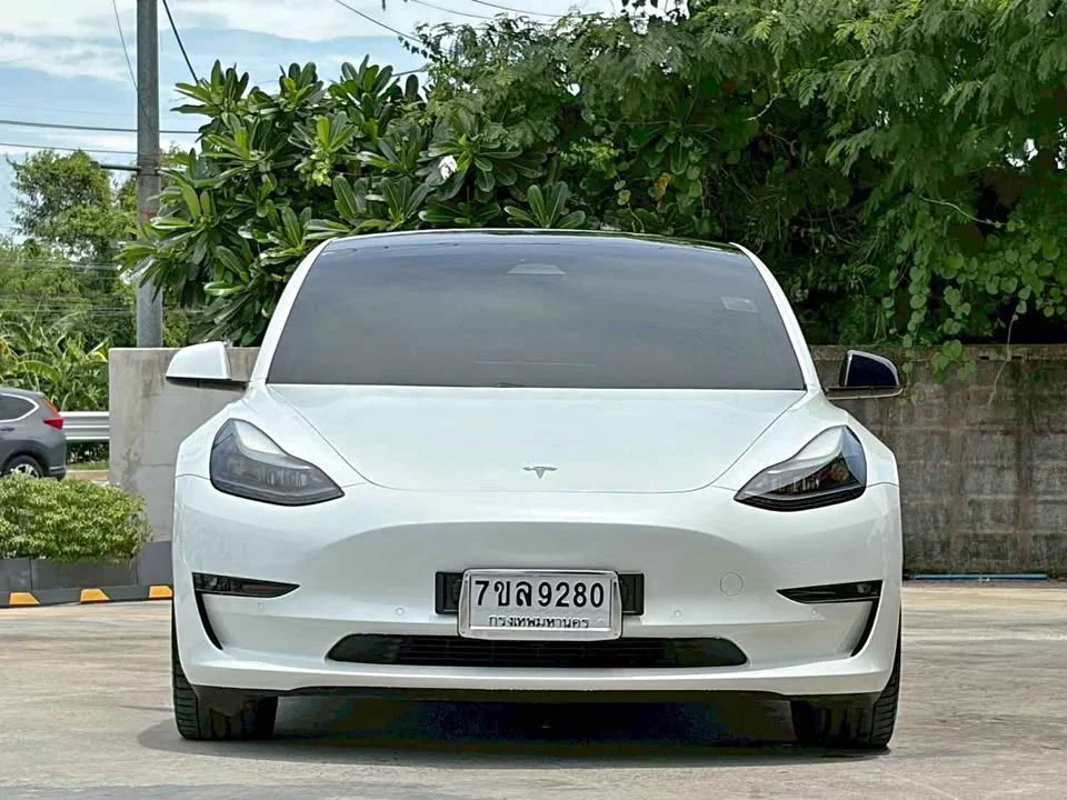 2022 Tesla Model 3 2
