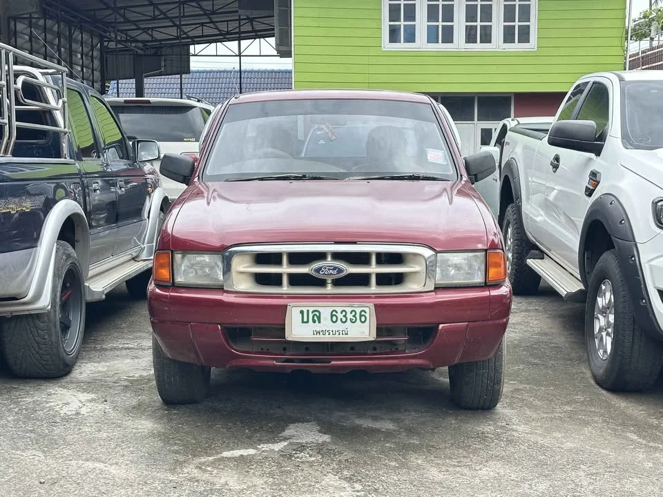 2000 Mazda 2500 Fighter V 3