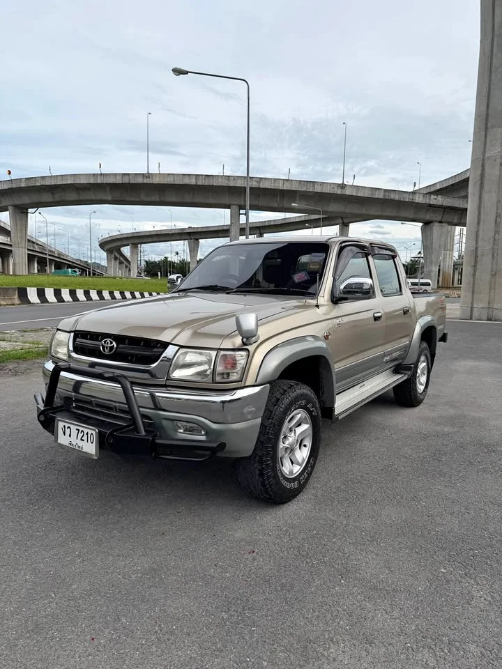 2003 Toyota Hilux Tiger VI 3