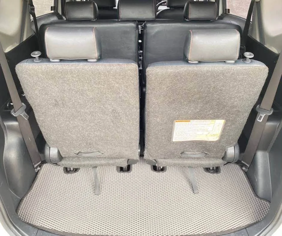 2018 Toyota Sienta II 3