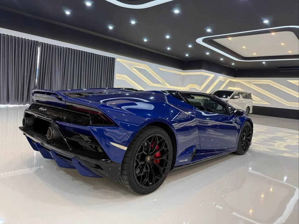 2020 Lamborghini Huracan 3