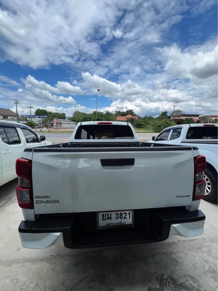 2020 Isuzu D-Max III (RG) 3