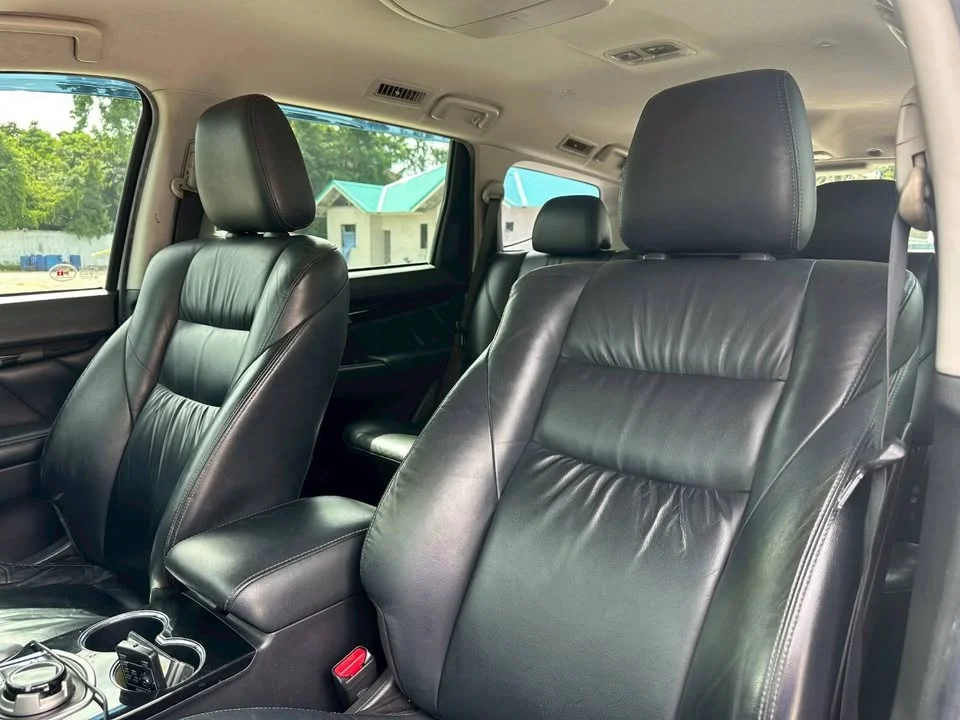 2016 Mitsubishi Pajero Sport III 2
