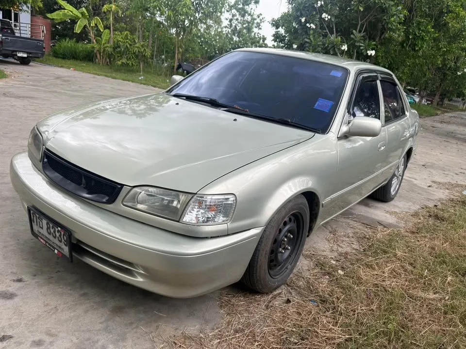 2002 Toyota Corolla Altis VIII (E110) 2