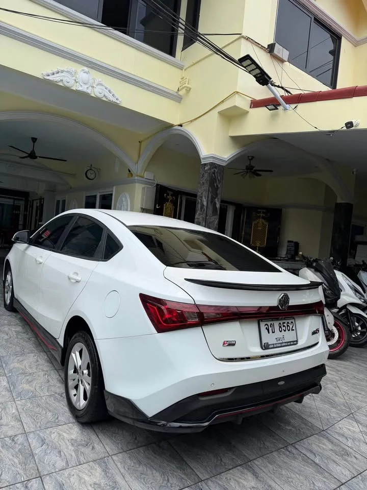 2020 MG 5 I  2