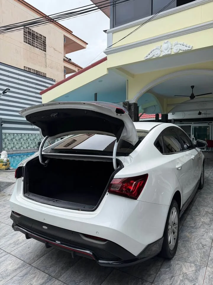 2020 MG 5 I  3