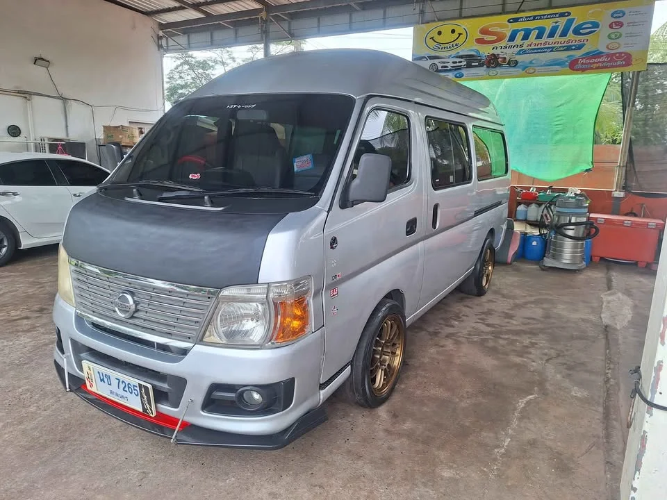 2011 Nissan Urvan V (E25) 3