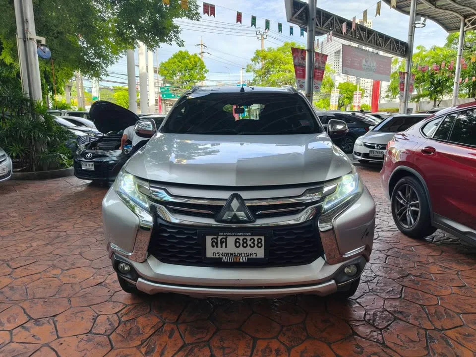 2015 Mitsubishi Pajero Sport III 3