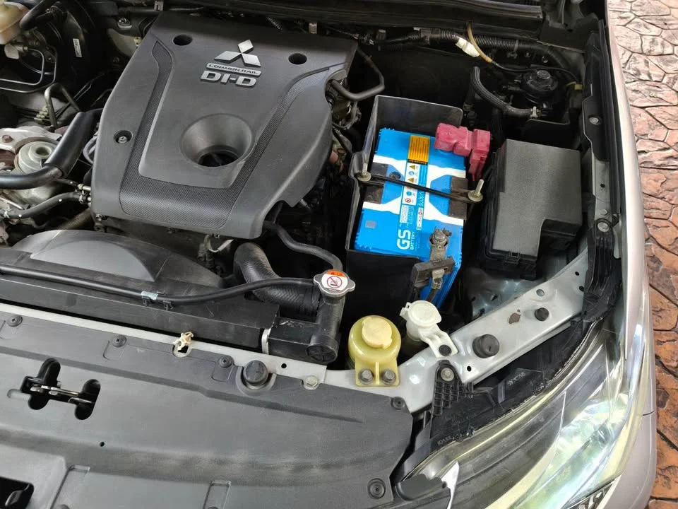 2015 Mitsubishi Pajero Sport III 2