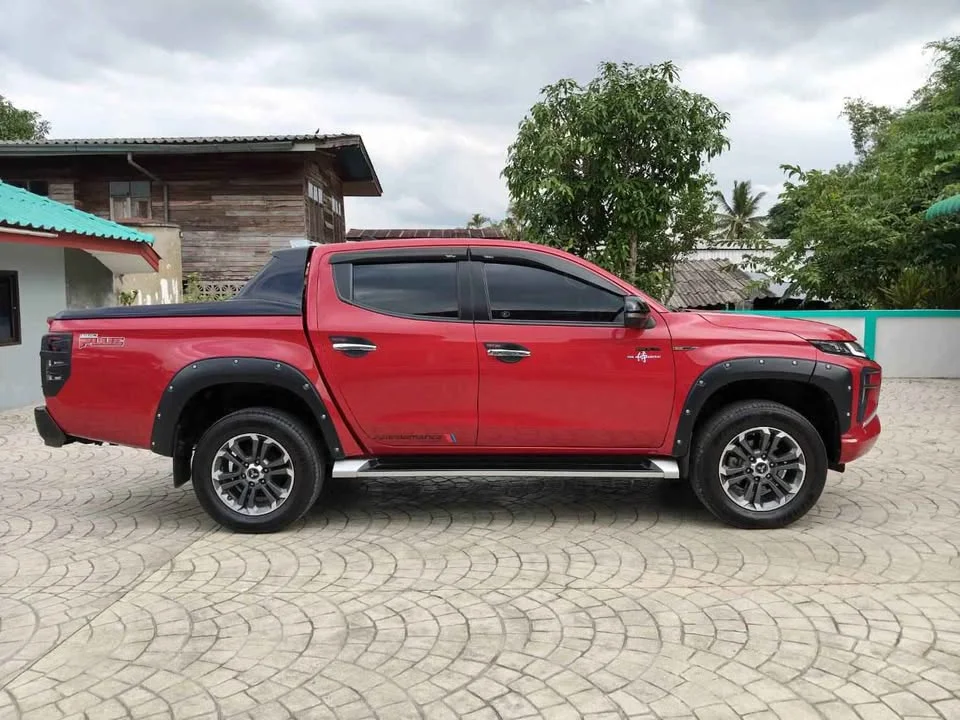 2022 Mitsubishi Triton V 2