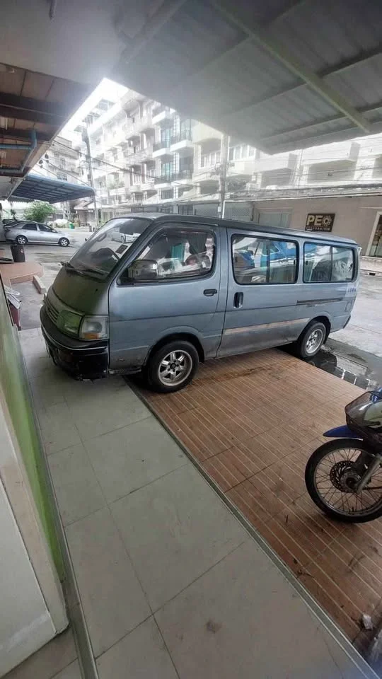 1990 Toyota Commuter IV (H100) 3