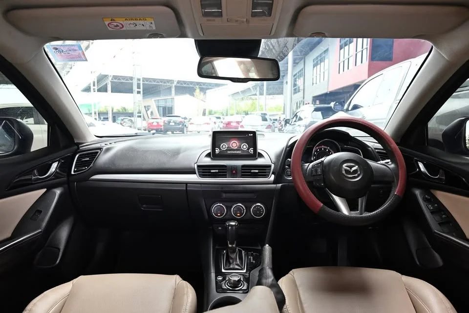 2015 Mazda 3 III 3