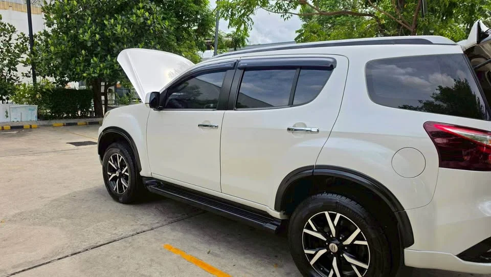 2019 Isuzu MU-X I 2