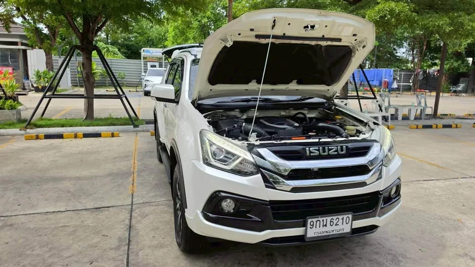 2019 Isuzu MU-X I 3