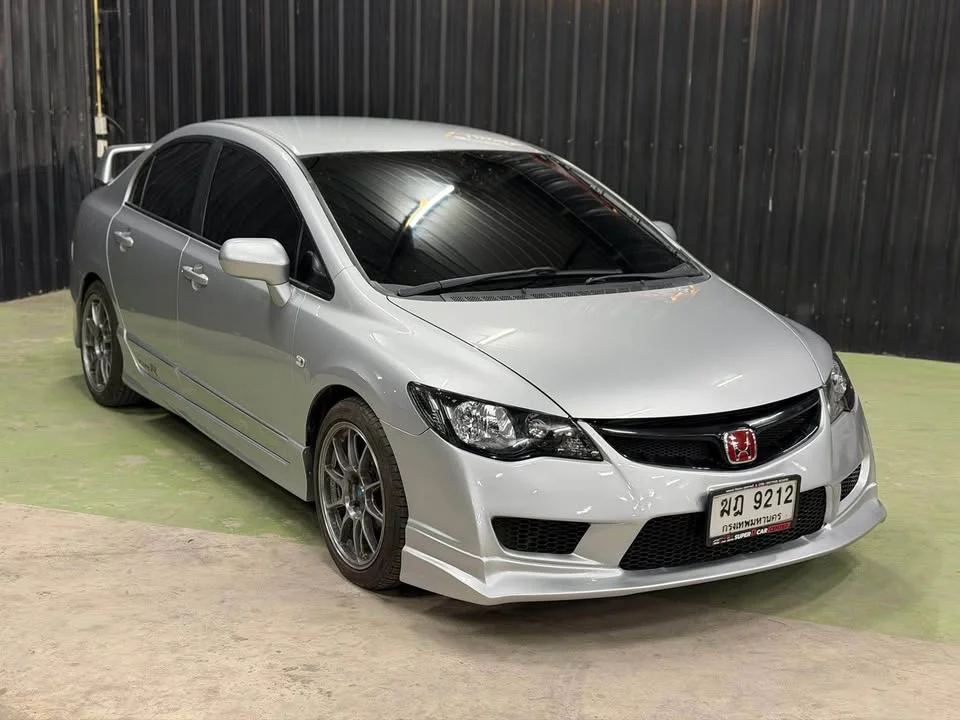 2011 Honda Civic VIII 3