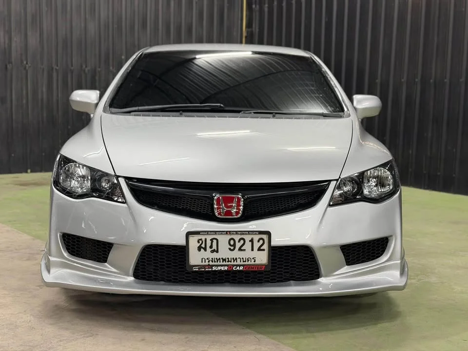 2011 Honda Civic VIII 2
