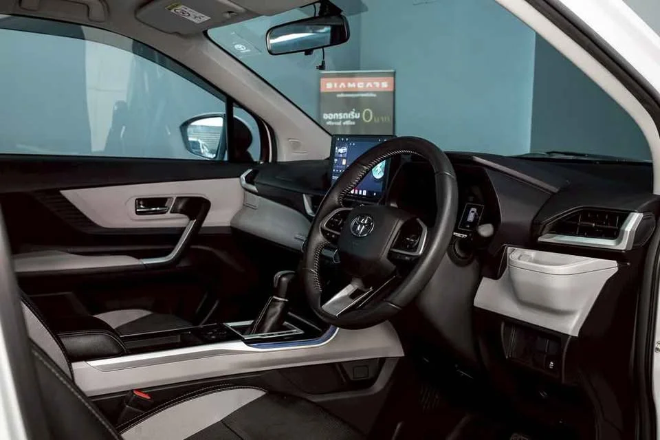 2022 Toyota Veloz III 2