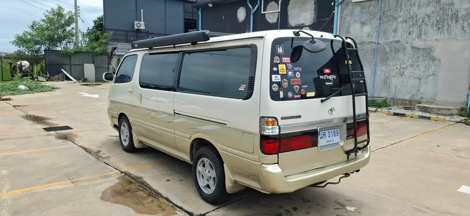 2001 Toyota Commuter IV (H100) 3