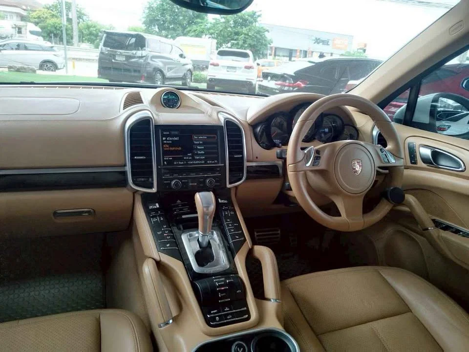 2013 Porsche Cayenne II 2