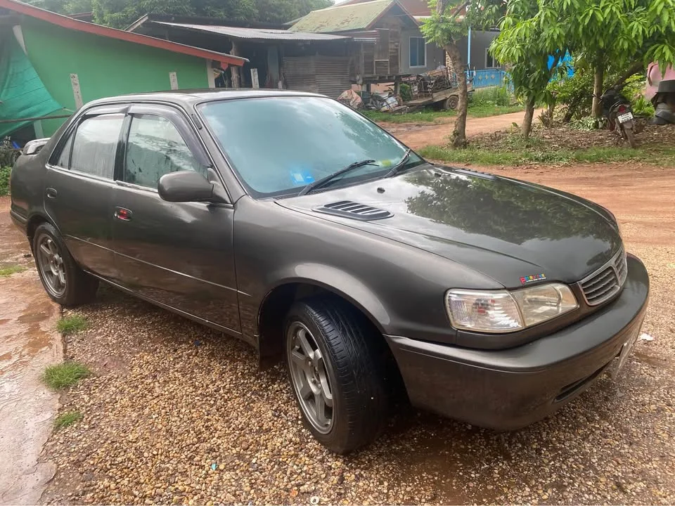 2000 Toyota Corolla Altis VIII (E110) 2