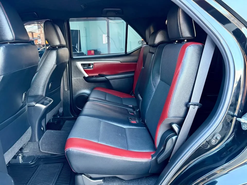 2022 Toyota Fortuner II 3