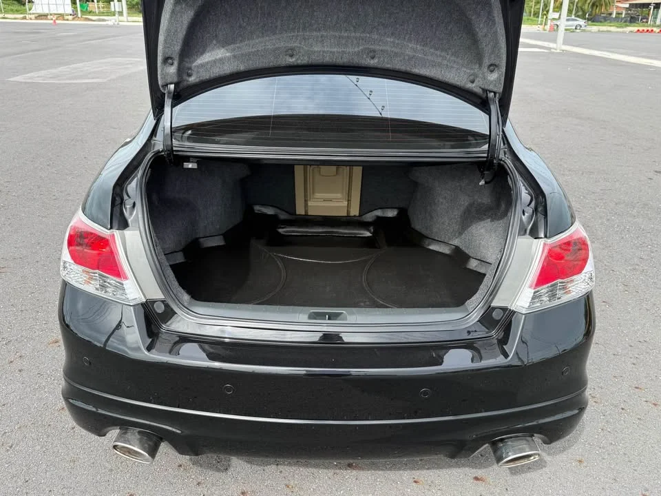 2008 Honda Accord VIII 3