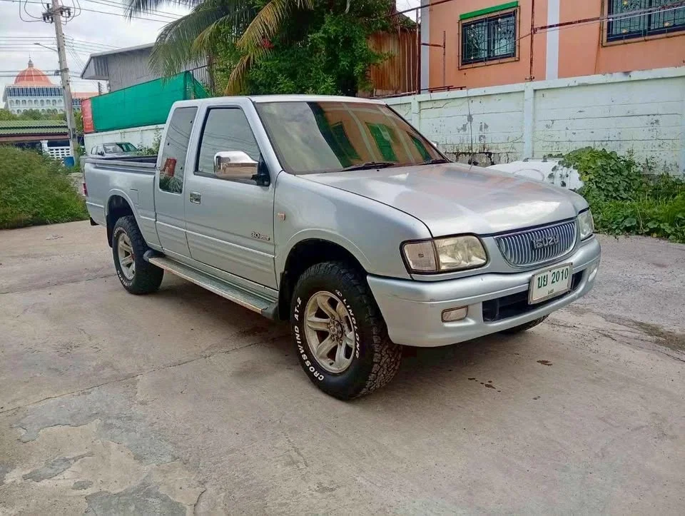 2002 Isuzu Faster Dragon Eyes III 2
