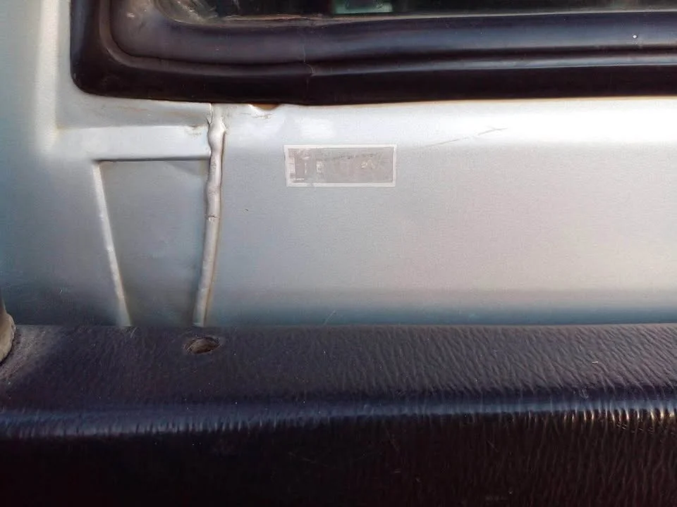 1996 Isuzu TFR III 2