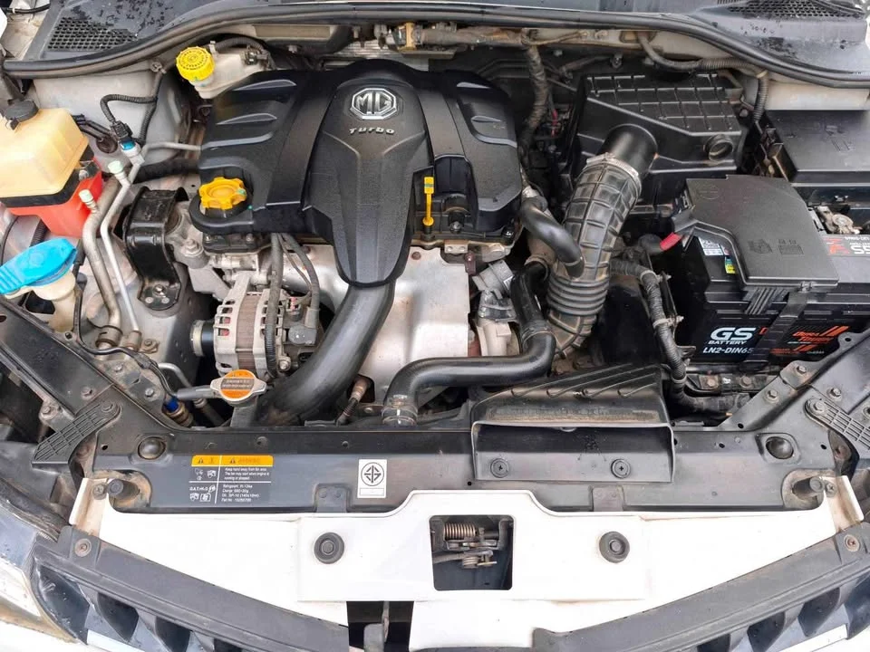 2016 MG 5 I  2