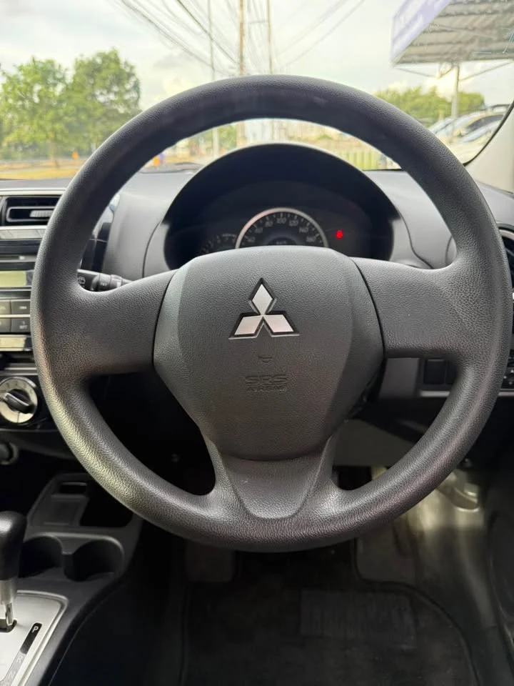 2013 Mitsubishi Mirage VI 2