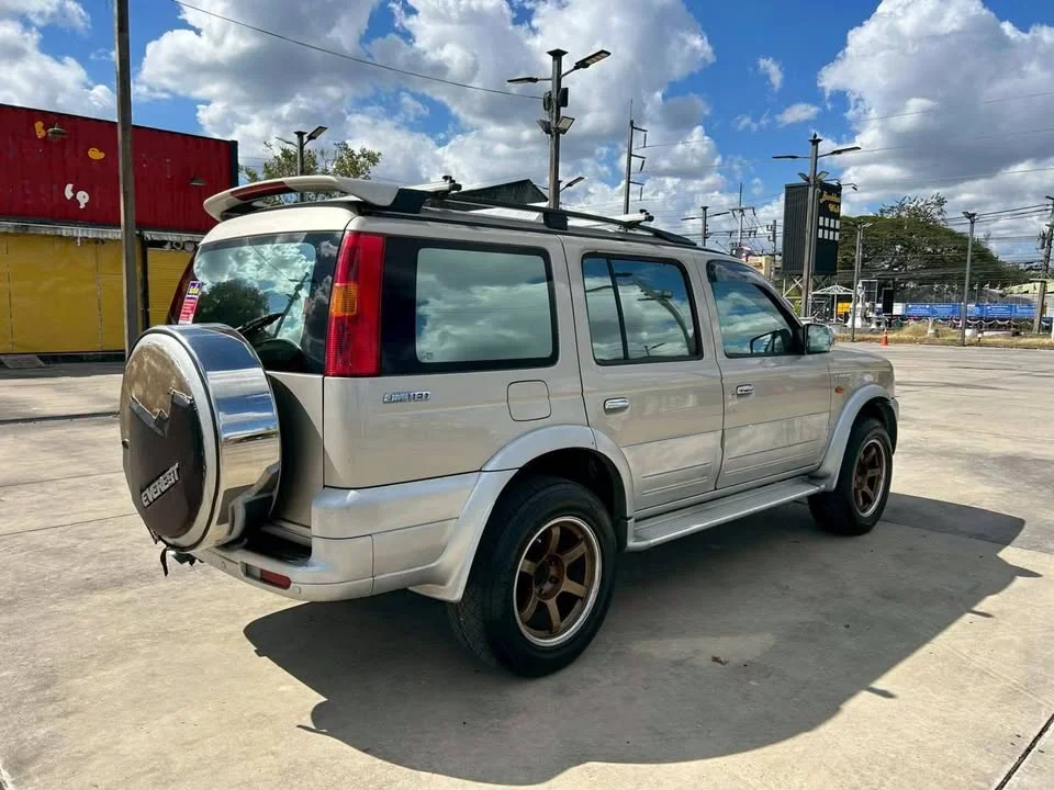 2003 Ford Everest I 2
